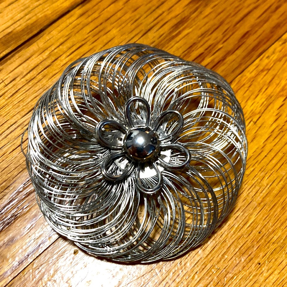 Vintage Silverstone Floral Brooch